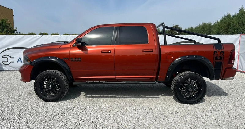 Dodge RAM cena 108900 przebieg: 298000, rok produkcji 2013 z Grójec małe 352